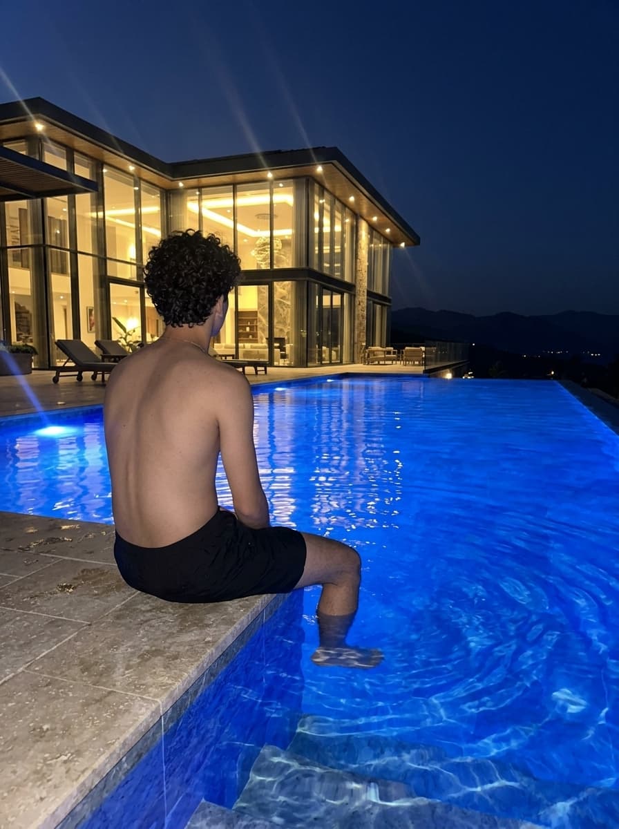Mansion Pool